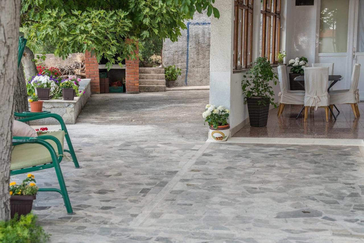 Apartment Strawberry ماكارسكا المظهر الخارجي الصورة