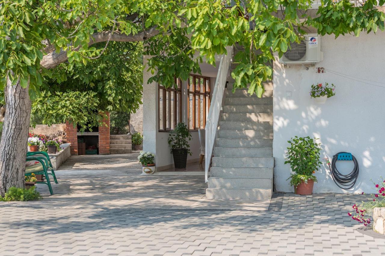 Apartment Strawberry ماكارسكا المظهر الخارجي الصورة