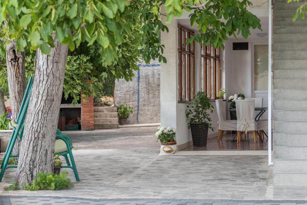 Apartment Strawberry ماكارسكا المظهر الخارجي الصورة